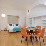 Modern Flat In Termini Station
